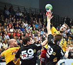 17.04.2016, Krems, Handball, Handball Liga Austria, HLA, OPO, UHK Krems, WAT Margareten,<br>SURAC Domagoj, KOLAR markus, BYLIK Nikola, FEICHTINGER Sebastian<br><br><br><br>Copyright DIENER / Zierlinger<br>Marktgasse 3-7 / 4 / 5 / 21<br>A-1090 Wien<br>Telefax +43 1 955 32 35<br>Mobil +43 676 629 98 51<br>BA-CA<br>Bank Nr. 12000<br>Account Nr. 00712 223 783<br>e-mail: agentur@diener.at<br>Datenbank: www.diener.at