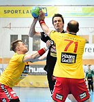 17.04.2016, Krems, Handball, Handball Liga Austria, HLA, OPO, UHK Krems, WAT Margareten,<br>NEUHOLD Christoph, KOLAR Markus, MITKOV Vlatko<br><br><br><br>Copyright DIENER / Zierlinger<br>Marktgasse 3-7 / 4 / 5 / 21<br>A-1090 Wien<br>Telefax +43 1 955 32 35<br>Mobil +43 676 629 98 51<br>BA-CA<br>Bank Nr. 12000<br>Account Nr. 00712 223 783<br>e-mail: agentur@diener.at<br>Datenbank: www.diener.at