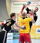 17.04.2016, Krems, Handball, Handball Liga Austria, HLA, OPO, UHK Krems, WAT Margareten,<br>KOLAR Markus, SURAC Domagoj, ZIURA Vytautas<br><br><br><br>Copyright DIENER / Zierlinger<br>Marktgasse 3-7 / 4 / 5 / 21<br>A-1090 Wien<br>Telefax +43 1 955 32 35<br>Mobil +43 676 629 98 51<br>BA-CA<br>Bank Nr. 12000<br>Account Nr. 00712 223 783<br>e-mail: agentur@diener.at<br>Datenbank: www.diener.at