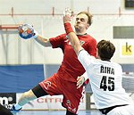 07.04.2016, Krems, Handball, Laenderspiel, Maenner,  Nationalteam, Testspiel, Oesterreich, Tschechien<br>ZEINER Gerald, RIHA Tomas<br><br><br>Copyright DIENER / Zierlinger<br>Marktgasse 3-7 / 4 / 5 / 21<br>A-1090 Wien<br>Telefax +43 1 955 32 35<br>Mobil +43 676 629 98 51<br>BA-CA<br>Bank Nr. 12000<br>Account Nr. 00712 223 783<br>e-mail: agentur@diener.at<br>Datenbank: www.diener.at