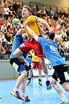 30.04.2016,  Krems,  Handball,  Handball Liga Austria,  HLA, VF,  UHK Krems,  Union Leoben,<br>SCHWARZ Andreas, NEUHOLD Christoph, SABAZGIRAEV Hasbulat<br><br><br>Copyright DIENER / Zierlinger <br>Marktgasse 3-7 / 4 / 5 / 21<br>A-1090 Wien<br>Telefax +43 1 955 32 35<br>Mobil +43 676 629 98 51<br>BA-CA<br>Bank Nr. 12000<br>Account Nr. 00712 223 783<br>e-mail: agentur@diener.at<br>Datenbank: www.diener.at