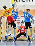 30.04.2016,  Krems,  Handball,  Handball Liga Austria,  HLA, VF,  UHK Krems,  Union Leoben,<br>NEUHOLD Christoph, TRUCHANOVICIUS Jonas, SABAZGIRAEV Hasbulat<br><br>Copyright DIENER / Zierlinger <br>Marktgasse 3-7 / 4 / 5 / 21<br>A-1090 Wien<br>Telefax +43 1 955 32 35<br>Mobil +43 676 629 98 51<br>BA-CA<br>Bank Nr. 12000<br>Account Nr. 00712 223 783<br>e-mail: agentur@diener.at<br>Datenbank: www.diener.at