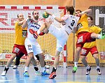 04.10.2016, Krems, Handball, Handball Liga Austria, HLA, GD, UHK Krems, HC Hard,<br>MITKOV Vlatko, SURAC Domagoj, WURST Konrad, FEICHTINGER Sebastian, WALZER Guenther<br><br><br>Copyright / www. sportfotos. at<br>Missongasse 21<br>A - 3500 Krems<br>zierlinger@sportfotos.at<br>www.sportfotos.at<br>Kremser Bank <br>BIC SPKDAT21XXX<br>IBAN AT392022800704000918