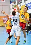 04.10.2016, Krems, Handball, Handball Liga Austria, HLA, GD, UHK Krems, HC Hard,<br>WUESTNER Frederic, TOMANN Aron<br><br><br>Copyright / www. sportfotos. at<br>Missongasse 21<br>A - 3500 Krems<br>zierlinger@sportfotos.at<br>www.sportfotos.at<br>Kremser Bank <br>BIC SPKDAT21XXX<br>IBAN AT392022800704000918