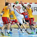04.10.2016, Krems, Handball, Handball Liga Austria, HLA, GD, UHK Krems, HC Hard,<br>POSCH Fabian, MITKOV Vlatko, SCHMID Dominik, MUSEL Gregory, FEICHTINGER Sebastian<br><br><br>Copyright / www. sportfotos. at<br>Missongasse 21<br>A - 3500 Krems<br>zierlinger@sportfotos.at<br>www.sportfotos.at<br>Kremser Bank <br>BIC SPKDAT21XXX<br>IBAN AT392022800704000918