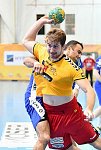 25.11.2016, Krems, Handball, Handball Liga Austria, HLA, GD, UHK Krems, HC Linz,<br>POSCH Fabian, VUCKOVIC Gojko<br><br><br><br><br>Copyright / www. sportfotos. at<br>Missongasse 21<br>A - 3500 Krems<br>zierlinger@sportfotos.at<br>www.sportfotos.at<br>Kremser Bank <br>BIC SPKDAT21XXX<br>IBAN AT392022800704000918