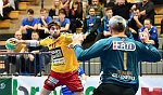 25.11.2016, Krems, Handball, Handball Liga Austria, HLA, GD, UHK Krems, HC Linz,<br>SCHOPF Tobias, MIJAILOVIC Nenad<br><br><br><br><br>Copyright / www. sportfotos. at<br>Missongasse 21<br>A - 3500 Krems<br>zierlinger@sportfotos.at<br>www.sportfotos.at<br>Kremser Bank <br>BIC SPKDAT21XXX<br>IBAN AT392022800704000918