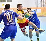 25.11.2016, Krems, Handball, Handball Liga Austria, HLA, GD, UHK Krems, HC Linz,<br>KAINMUELLER Klemens, SIMEK  Marko, HOFLEHNER Julius<br><br><br><br><br>Copyright / www. sportfotos. at<br>Missongasse 21<br>A - 3500 Krems<br>zierlinger@sportfotos.at<br>www.sportfotos.at<br>Kremser Bank <br>BIC SPKDAT21XXX<br>IBAN AT392022800704000918