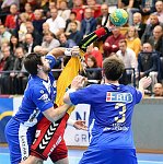 25.11.2016, Krems, Handball, Handball Liga Austria, HLA, GD, UHK Krems, HC Linz,<br>HOFLEHNER Julius, FEICHTINGER Sebastian, LEHNER Stefan<br><br><br><br>Copyright / www. sportfotos. at<br>Missongasse 21<br>A - 3500 Krems<br>zierlinger@sportfotos.at<br>www.sportfotos.at<br>Kremser Bank <br>BIC SPKDAT21XXX<br>IBAN AT392022800704000918
