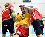 15.10.2016, Krems, Handball, Handball Liga Austria, HLA, GD, UHK Krems,  HT Schwaz,<br>NICOLAISEN Michael, POSCH Fabian, PRAKAPENIA Anton<br><br><br>Copyright / www. sportfotos. at<br>Missongasse 21<br>A - 3500 Krems<br>zierlinger@sportfotos.at<br>www.sportfotos.at<br>Kremser Bank <br>BIC SPKDAT21XXX<br>IBAN AT392022800704000918