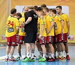 03.09.2016, Krems, Handball, Handball Liga Austria, HLA, GD, UHK Krems, SC Ferlach,<br>Timeout Krems<br><br><br>Copyright / www. sportfotos. at<br>Missongasse 21<br>A - 3500 Krems<br>zierlinger@sportfotos.at<br>www.sportfotos.at<br>Kremser Bank <br>BIC SPKDAT21XXX<br>IBAN AT392022800704000918<br>