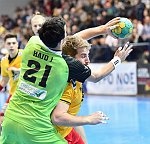 16.12.2016, Krems, Handball, Handball Liga Austria, HLA, GD, UHK Krems, SG Westwien<br>HAJDU Gabor, POSCH Fabian<br><br><br>Copyright / www. sportfotos. at<br>Missongasse 21<br>A - 3500 Krems<br>zierlinger@sportfotos.at<br>www.sportfotos.at<br>Kremser Bank <br>BIC SPKDAT21XXX<br>IBAN AT392022800704000918<br>