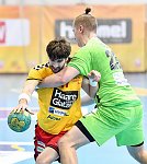 16.12.2016, Krems, Handball, Handball Liga Austria, HLA, GD, UHK Krems, SG Westwien<br>SCHOPF Tobias, JELINEK Wilhelm<br><br><br>Copyright / www. sportfotos. at<br>Missongasse 21<br>A - 3500 Krems<br>zierlinger@sportfotos.at<br>www.sportfotos.at<br>Kremser Bank <br>BIC SPKDAT21XXX<br>IBAN AT392022800704000918<br>