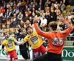 18.11.2016, Krems, Handball, Handball Liga Austria, HLA, GD, UHK Krems, WAT Margareten,<br>FEICHTINGER Sebastian, ZIURA Vytautas, SCHOPF Tobias, PILIPOVIC Kristian<br><br><br>Copyright / www. sportfotos. at<br>Missongasse 21<br>A - 3500 Krems<br>zierlinger@sportfotos.at<br>www.sportfotos.at<br>Kremser Bank <br>BIC SPKDAT21XXX<br>IBAN AT392022800704000918<br>