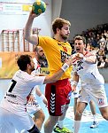 07.04.2017, Krems, Handball, Handball Liga Austria, HLA, OPO, UHK Krems, HC Hard,<br>RASCHLE Luca, POSCH Fabian, HERBURGER Lukas<br><br><br><br>Copyright DIENER / Zierlinger Karl<br>Marktgasse 3-7 / 4 / 5 / 21<br>A-1090 Wien<br>Telefax +43 1 955 32 35<br>Mobil +43 676 629 98 51<br>BA-CA<br>Bank Nr. 12000<br>Account Nr. 00712 223 783<br>e-mail: agentur@diener.at<br>Datenbank: www.diener.at