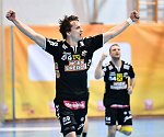 25.02.2017, Krems, Handball, Handball Liga Austria, HLA, OPO, UHK Krems, WAT Margareten,<br>KOLAR Markus, ZIURA Vytautas<br><br><br><br>Copyright DIENER / Zierlinger Karl<br>Marktgasse 3-7 / 4 / 5 / 21<br>A-1090 Wien<br>Telefax +43 1 955 32 35<br>Mobil +43 676 629 98 51<br>BA-CA<br>Bank Nr. 12000<br>Account Nr. 00712 223 783<br>e-mail: agentur@diener.at<br>Datenbank: www.diener.at