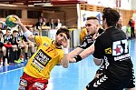 25.02.2017, Krems, Handball, Handball Liga Austria, HLA, OPO, UHK Krems, WAT Margareten,<br>SCHOPF Tobias, ALJETIC Nikola, JONAS Herbert<br><br><br><br>Copyright DIENER / Zierlinger Karl<br>Marktgasse 3-7 / 4 / 5 / 21<br>A-1090 Wien<br>Telefax +43 1 955 32 35<br>Mobil +43 676 629 98 51<br>BA-CA<br>Bank Nr. 12000<br>Account Nr. 00712 223 783<br>e-mail: agentur@diener.at<br>Datenbank: www.diener.at