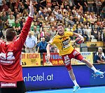12.05.2018, Krems, Handball, Handball Liga Austria, HLA, 2.HF, UHK Krems, WAT Margareten,<br>TANIC Boris, VISY Norbert<br><br><br>Copyright / www. sportfotos. at<br>Missongasse 21<br>A - 3500 Krems<br>zierlinger@sportfotos.at<br>www.sportfotos.at<br>Kremser Bank <br>BIC SPKDAT21XXX<br>IBAN AT392022800704000918<br>
