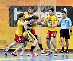 16.02.2018, Krems, Handball, Handball Liga Austria, HLA, Bonusrunde, UHK Krems, Bregenz,<br>WALZER Guenther, POSCH Fabian, MOHR Florian, TOMANN Aron<br><br><br>Copyright / www. sportfotos. at<br>Missongasse 21<br>A - 3500 Krems<br>zierlinger@sportfotos.at<br>www.sportfotos.at<br>Kremser Bank <br>BIC SPKDAT21XXX<br>IBAN AT392022800704000918<br>