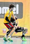 20.04.2018, Krems, Handball, Handball Liga Austria, HLA, BR, UHK Krems, WAT Margareten,<br>HASECIC Kenan, MARTINOVIC Marin<br><br><br>Copyright / www. sportfotos. at<br>Missongasse 21<br>A - 3500 Krems<br>zierlinger@sportfotos.at<br>www.sportfotos.at<br>Kremser Bank <br>BIC SPKDAT21XXX<br>IBAN AT392022800704000918<br>