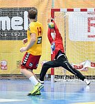 29.09.2017, Krems, Handball, Handball Liga Austria, HLA, GD, UHK Krems, Bregenz,<br>VISY Norbert, DEIFL Florian<br><br><br>Copyright / www. sportfotos. at<br>Missongasse 21<br>A - 3500 Krems<br>zierlinger@sportfotos.at<br>www.sportfotos.at<br>Kremser Bank <br>BIC SPKDAT21XXX<br>IBAN AT392022800704000918<br>