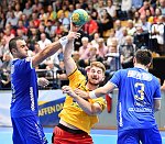 08.09.2017, Krems, Handball, Handball Liga Austria, HLA, GD, UHK Krems, HC Linz,<br>VUCKOVIC Gojko, POSCH Fabian, LEHNER Stefan<br><br><br><br><br>Copyright / www. sportfotos. at<br>Missongasse 21<br>A - 3500 Krems<br>zierlinger@sportfotos.at<br>www.sportfotos.at<br>Kremser Bank <br>BIC SPKDAT21XXX<br>IBAN AT392022800704000918