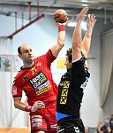 10.12.2017, Krems, Handball, Handball Liga Austria, HLA, GD, UHK Krems, HSG Graz,<br>MITKOV Vlatko, MORITZ Philipp<br><br><br>Copyright / www. sportfotos.at<br>Missongasse 21<br>A - 3500 Krems<br>zierlinger@sportfotos.at<br>www.sportfotos.at<br>Kremser Bank <br>BIC SPKDAT21XXX<br>IBAN AT392022800704000918<br>