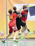 10.12.2017, Krems, Handball, Handball Liga Austria, HLA, GD, UHK Krems, HSG Graz,<br>FEICHTINGER Sebastian, SIMIC Rok, SCHOPF Tobias<br><br><br>Copyright / www. sportfotos.at<br>Missongasse 21<br>A - 3500 Krems<br>zierlinger@sportfotos.at<br>www.sportfotos.at<br>Kremser Bank <br>BIC SPKDAT21XXX<br>IBAN AT392022800704000918<br>