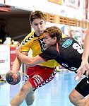 23.09.2017, Krems, Handball, Handball Liga Austria, HLA, GD, UHK Krems,  HT Schwaz,<br>JOCHMANN Jakob, SPENDIER Sebastian Philipp <br><br><br>Copyright / www. sportfotos. at<br>Missongasse 21<br>A - 3500 Krems<br>zierlinger@sportfotos.at<br>www.sportfotos.at<br>Kremser Bank <br>BIC SPKDAT21XXX<br>IBAN AT392022800704000918