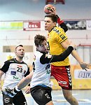 07.12.2017, Krems, Handball, Handball Liga Austria, HLA, GD, UHK Krems, SC Ferlach,<br>VODISEK Boris, RATH Mathias, TOMANN Aron<br><br><br>Copyright / www. sportfotos.at<br>Missongasse 21<br>A - 3500 Krems<br>zierlinger@sportfotos.at<br>www.sportfotos.at<br>Kremser Bank <br>BIC SPKDAT21XXX<br>IBAN AT392022800704000918<br>