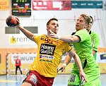 15.12.2017, Krems, Handball, Handball Liga Austria, HLA, GD, UHK Krems, SG Westwien<br>SIMEK Marko, JELINEK Wilhelm<br><br><br>Copyright / www. sportfotos. at<br>Missongasse 21<br>A - 3500 Krems<br>zierlinger@sportfotos.at<br>www.sportfotos.at<br>Kremser Bank <br>BIC SPKDAT21XXX<br>IBAN AT392022800704000918<br>