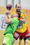 15.12.2017, Krems, Handball, Handball Liga Austria, HLA, GD, UHK Krems, SG Westwien<br>RABENSEIFER Philipp, MITKOV Vlatko<br><br><br>Copyright / www. sportfotos. at<br>Missongasse 21<br>A - 3500 Krems<br>zierlinger@sportfotos.at<br>www.sportfotos.at<br>Kremser Bank <br>BIC SPKDAT21XXX<br>IBAN AT392022800704000918<br>
