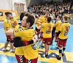 17.11.2017, Krems, Handball, Handball Liga Austria, HLA, GD, UHK Krems, WAT Margareten,<br>Siegesjubel Krems<br><br><br>Copyright / www. sportfotos. at<br>Missongasse 21<br>A - 3500 Krems<br>zierlinger@sportfotos.at<br>www.sportfotos.at<br>Kremser Bank <br>BIC SPKDAT21XXX<br>IBAN AT392022800704000918<br>