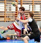 04.08.2017, Krems, Handball, Testspiel,  UHK Krems, UHC Hollabrunn<br>SCHOPF Tobias<br><br><br>Copyright / www. sportfotos. at<br>Missongasse 21<br>A - 3500 Krems<br>zierlinger@sportfotos.at<br>www.sportfotos.at<br>Kremser Bank <br>BIC SPKDAT21XXX<br>IBAN AT392022800704000918<br>