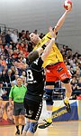 21.04.2012, Krems, Handball, Handball Liga Austria, <br>HLA, MPO, UHK Krems, Bregenz,<br>GUENTHER Matthias, LAZAREVIC Uros<br><br><br>Copyright DIENER / Zierlinger Karl<br>Marktgasse 3-7 / 4 / 5 / 21<br>A-1090 Wien<br>Telefax +43 1 955 32 35<br>Mobil +43 676 629 98 51<br>BA-CA<br>Bank Nr. 12000<br>Account Nr. 00712 223 783<br>e-mail: agentur@diener.at<br>Datenbank: www.diener.at
