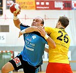 25.02.2012, Krems, Handball, Handball Liga Austria, HLA, MPO, UHK Krems - HC Linz,<br>LOVRINOVIC Ilija, VIZVARI Kristof<br><br>Copyright DIENER / Zierlinger Karl<br>Marktgasse 3-7 / 4 / 5 / 21<br>A-1090 Wien<br>Telefax +43 1 955 32 35<br>Mobil +43 676 629 98 51<br>BA-CA<br>Bank Nr. 12000<br>Account Nr. 00712 223 783<br>e-mail: agentur@diener.at<br>Datenbank: www.diener.at