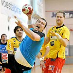 25.02.2012, Krems, Handball, Handball Liga Austria, HLA, MPO, UHK Krems - HC Linz,<br>SCHOPF Tobias, SCHINAGL Thomas, VIZVARY Kristof<br><br>Copyright DIENER / Zierlinger Karl<br>Marktgasse 3-7 / 4 / 5 / 21<br>A-1090 Wien<br>Telefax +43 1 955 32 35<br>Mobil +43 676 629 98 51<br>BA-CA<br>Bank Nr. 12000<br>Account Nr. 00712 223 783<br>e-mail: agentur@diener.at<br>Datenbank: www.diener.at