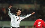  25.03.1998<br>�sterreich - Ungarn<br>VASTIC Ivica, dahinter FEHER Csaba<br>nach dem Tor zum1:1<br>11. Minute