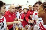 20.12.2011, Krems, Handball, Laenderspiel, Nationalteam, Testspiel, Oesterreich, Algerien<br>Timeout<br><br><br>Copyright DIENER / Zierlinger Karl<br>Marktgasse 3-7 / 4 / 5 / 21<br>A-1090 Wien<br>Telefax +43 1 955 32 35<br>Mobil +43 676 629 98 51<br>BA-CA<br>Bank Nr. 12000<br>Account Nr. 00712 223 783<br>e-mail: agentur@diener.at<br>Datenbank: www.diener.at