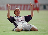 1998.08.01<br>Austria - Steyr<br>MAYRLEB Christian freut sich �ber sein 2:0<br>20. Min.