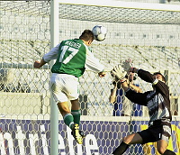 10.08.2000<br>Rapid - KS Teuta<br>WAGNER Rene (Rapid)<br>SHEHI Orges (Teuta)<br>Torchance von Wagner <br>56.Minute