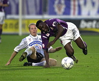 01.10.2000<br>Austria - Sturm Graz<br>DATORU George (Austria)<br>IBERTSBERGER Robert (Sturm)<br>51. Minute