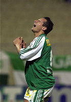 28.10.2000<br>Rapid - Admira<br>WALLNER Roman<br>�rgert sich �ber vergebene Torchance<br>77. Minute