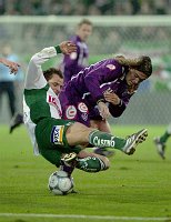 25.11.2001<br>Rapid - Austria 1:1(0:0)<br>WALLNER Roman (Rapid)<br>TROYANSKY Fernando Ariel (Austria)<br>25. Minute