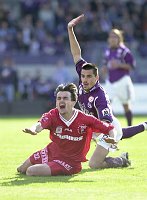 28.04.2002<br>Austria - GAK<br>SCHARNER Paul (Austria)<br>BAZINA Mario (GAK)<br>Foul und Elfmeter<br>62. Minute