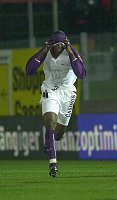 03.11.2002<br>Austria - Sturm/4:0 (1:0)<br>AKOTO Eric freut sich �ber sein zweites Tor zum 4:0
