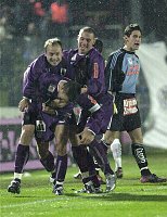 29.10.2003<br>Austria - Rapid/2:0 (0:0)<br>WAGNER Michael, RUSHFELDT Sigurd <br>und DUNDEE Sean bejubeln das1:0