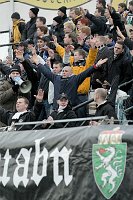 28.02.2004<br>Admira - Sturm/0:0<br>Grazer Schlachtenbummler feuern trotz bescheidener Leistung, unentwegt Ihre Mannschaft an