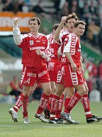 03.04.2004<br>Rapid - GAK 0:4(0:1)<br>Jubel nach dem 3:1 durch den Elfer von TOKIC Mario<br>79. Minute