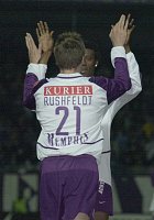 14.04.2004<br>Austria - Salzburg 3:0(1:0)<br>RUSHFELDT Sigurd und AFOLABI Rabiu freuen sich �ber das 3:0 <br>75. Minute